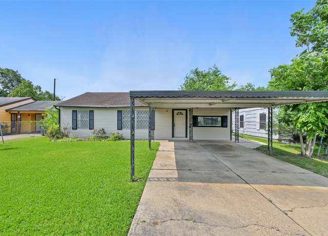 Property at 5414 Lyndhurst Dr, Houston, TX 77033, 3 beds, 1 bath