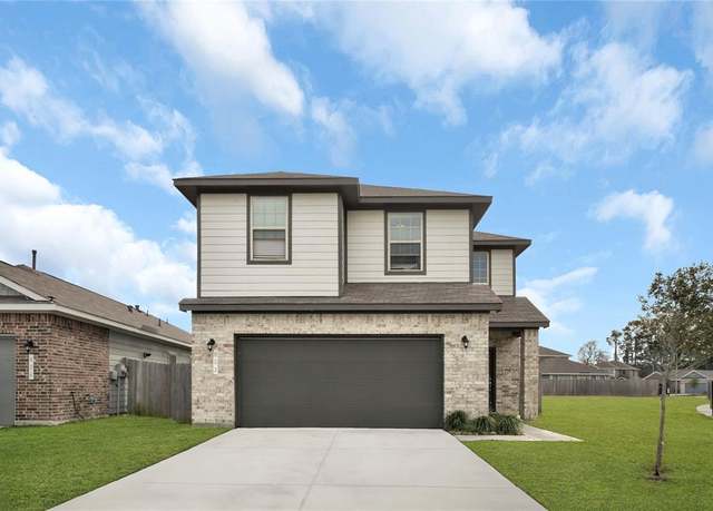 Property at 802 Wembley Wood Way, Houston, TX 77336, 5 beds, 3.5 baths