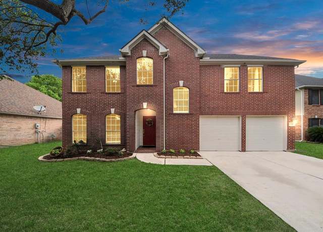 Property at 11366 Walnut Meadow Dr, Houston, TX 77066, 4 beds, 2.5 baths
