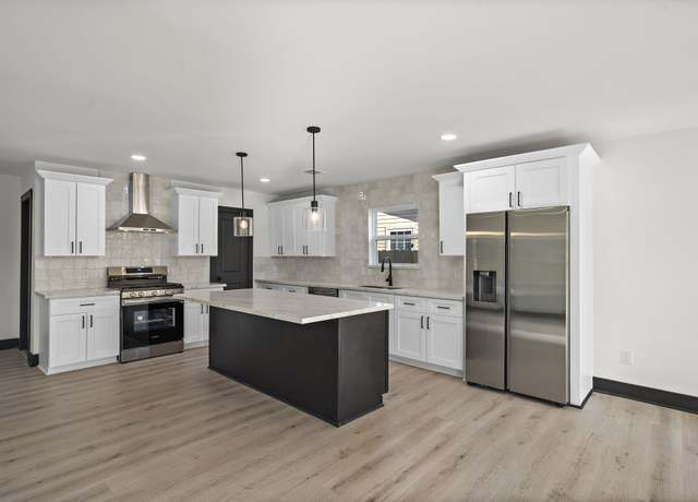 Property at 6305 Gay St, Houston, TX 77022, 4 beds, 2 baths