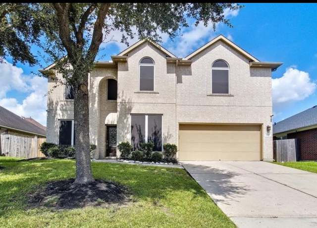 Property at 6727 Latchmore Ln, Houston, TX 77049, 4 beds, 2.5 baths