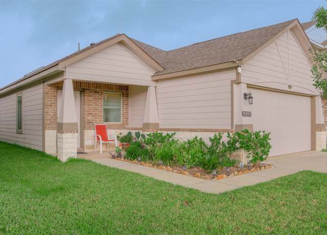 Property at 9857 Glen Brook Ln, Magnolia, TX 77354, 3 beds, 2 baths