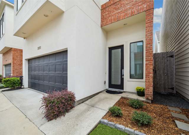 Property at 3939 Tulane St, Houston, TX 77018, 3 beds, 2.5 baths