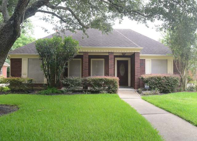 Property at 2939 Rimrock Dr, Missouri City, TX 77459, 3 beds, 2 baths