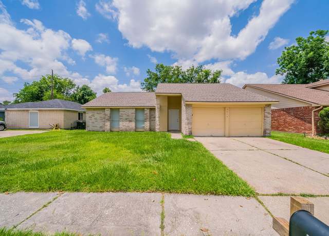 Property at 3614 Cheaney Dr, Houston, TX 77066, 3 beds, 2 baths