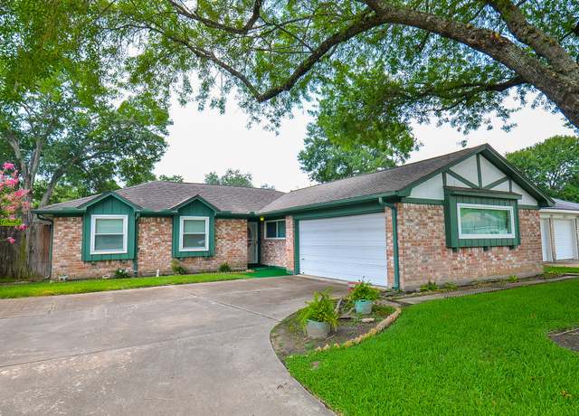 Property at 15707 Echo Canyon Dr, Houston, TX 77084, 3 beds, 2 baths
