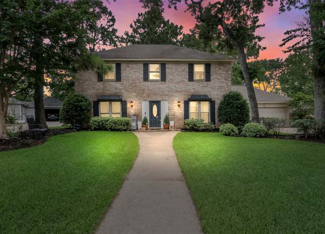 Property at 14107 Ravenhurst Ln, Houston, TX 77070, 4 beds, 2.5 baths