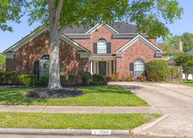 Property at 4001 Spring Branch Dr W, Pearland, TX 77584, 5 beds, 3.5 baths