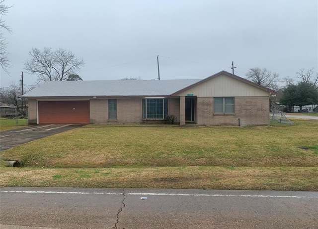 Property at 500 Red Oak Ave, Crosby, TX 77532, 3 beds, 1.5 baths