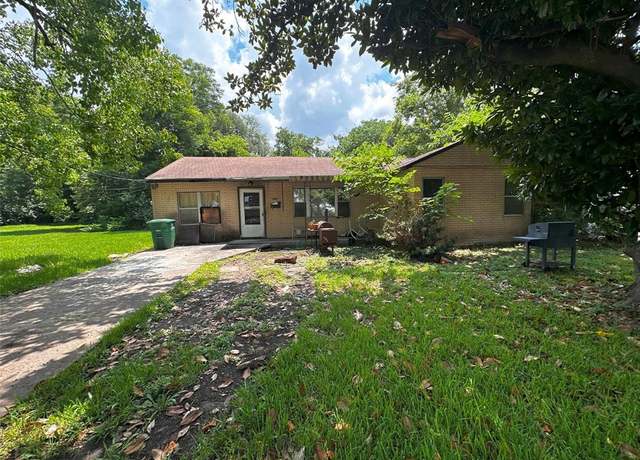 Property at 9225 Noel St, Houston, TX 77033, 3 beds, 1 bath