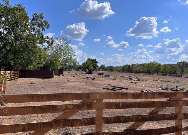 Property at 1539 Lawson Rd, Rosharon, TX 77583