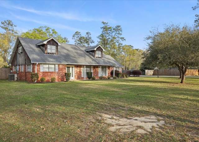 Property at 345 N Mayhaw Dr, Vidor, TX 77662, 5 beds, 4 baths