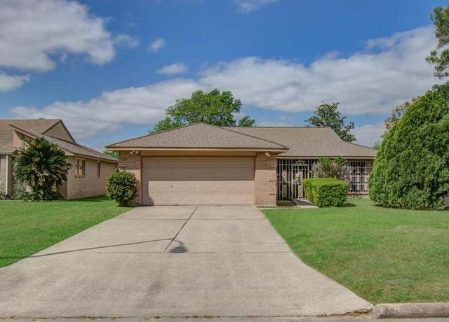 Property at 8419 Blacksmith Dr, Houston, TX 77064, 3 beds, 2 baths