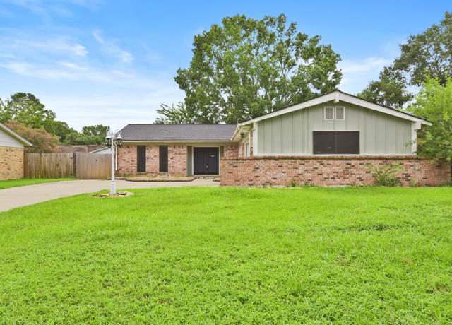 Property at 3910 Wintergreen Dr, Humble, TX 77396, 3 beds, 2 baths