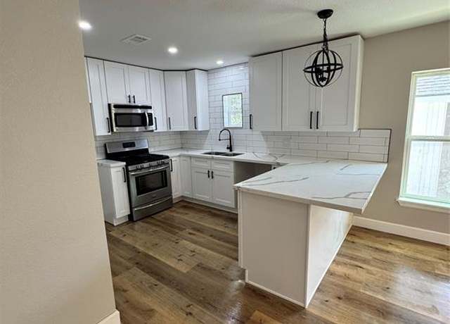Property at 4301 Peck St, Santa Fe, TX 77517, 2 beds, 1 bath