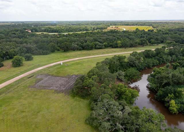 Property at 223 River Tree Dr, Palacios, TX 77465, 3 beds, 2 baths
