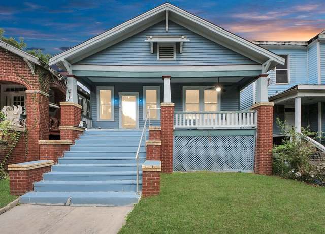 Property at 2918 Avenue O 1/2, Galveston, TX 77550, 2 beds, 1 bath