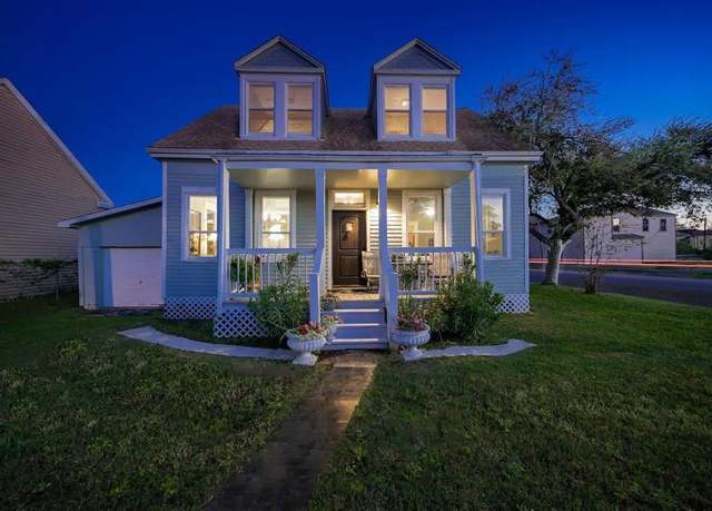 Property at 3027 Avenue L, Galveston, TX 77550, 3 beds, 1 bath