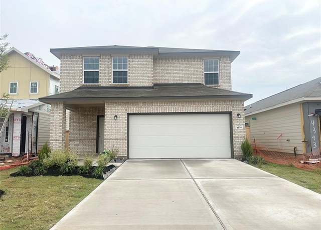 Property at 4339 Maple Root Ln, Pinehurst, TX 77362, 4 beds, 2.5 baths