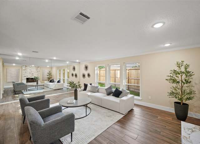 Property at 11804 Westmere Dr, Houston, TX 77077, 3 beds, 2 baths