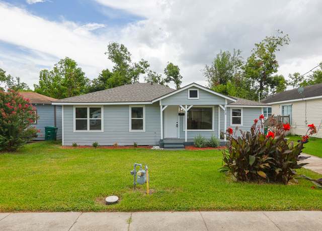Property at 4814 Caplin St, Houston, TX 77026, 3 beds, 2 baths