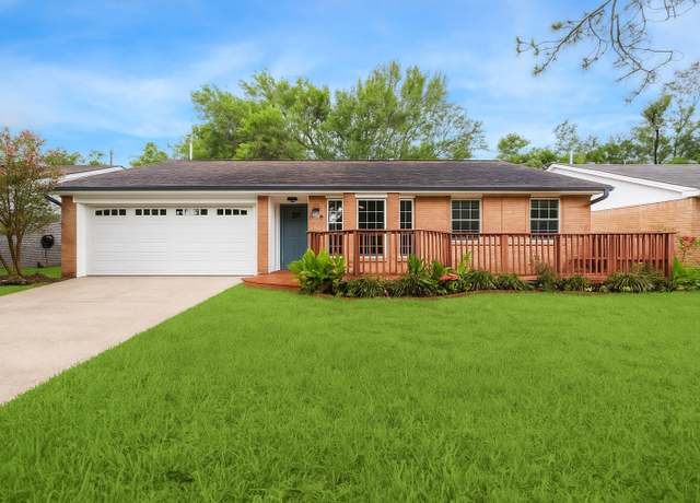 Property at 5830 Ludington Dr, Houston, TX 77035, 3 beds, 2 baths
