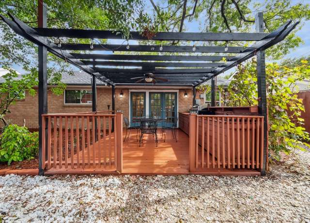 Property at 5830 Ludington Dr, Houston, TX 77035, 3 beds, 2 baths