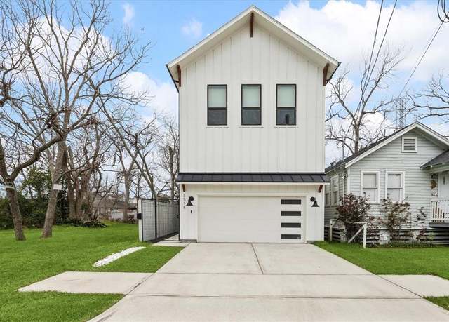 Property at 3515 Rogers St, Houston, TX 77022, 3 beds, 2.5 baths