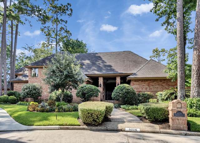 Property at 5226 Wincroft Ct, Houston, TX 77069, 4 beds, 3.5 baths