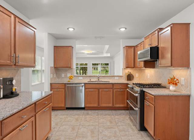 Property at 3830 County Seat Ln, Richmond, TX 77469, 3 beds, 2 baths