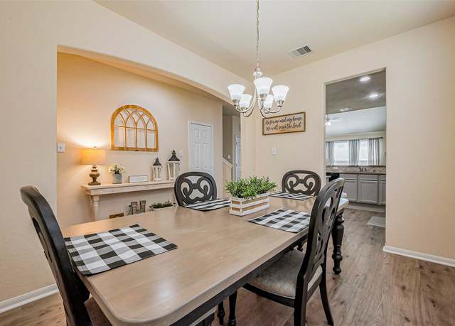 Property at 2927 Coachmaker Trl, Rosenberg, TX 77471, 4 beds, 2.5 baths