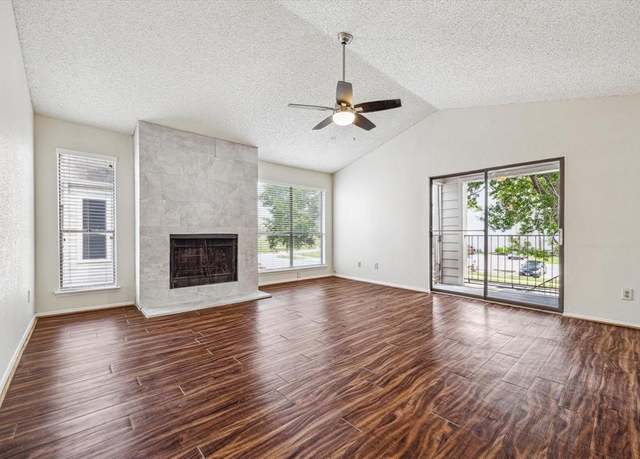 Property at 6701 Sands Point Dr #129, Houston, TX 77074, 2 beds, 2 baths