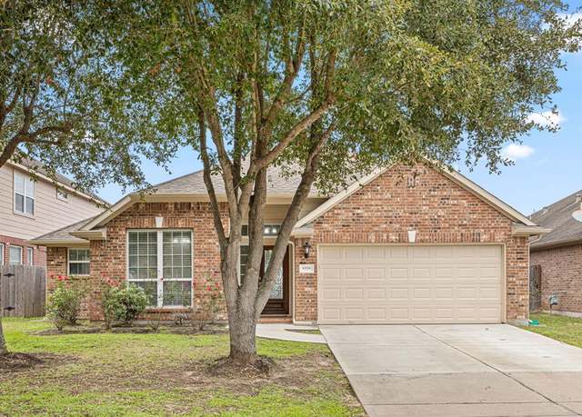 Property at 6326 Oxford Lake Dr, Rosenberg, TX 77471, 3 beds, 2 baths