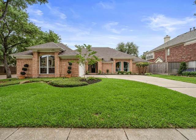 Property at 14211 Manderly Dr, Houston, TX 77077, 3 beds, 2.5 baths