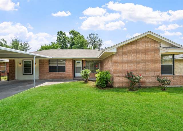 Property at 11306 Heatherwood Dr, Houston, TX 77076, 3 beds, 2 baths