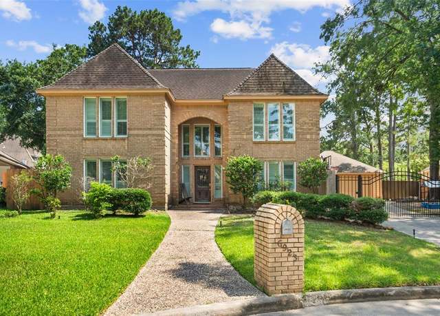 Property at 6923 Mossridge Dr, Houston, TX 77069, 5 beds, 4 baths