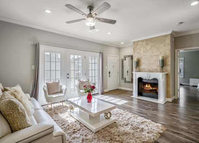 Property at 248 Wilcrest Dr #248, Houston, TX 77042, 3 beds, 3.5 baths
