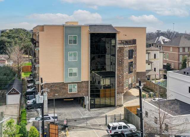 Property at 2802 Morrison St #210, Houston, TX 77009, 2 beds, 2 baths