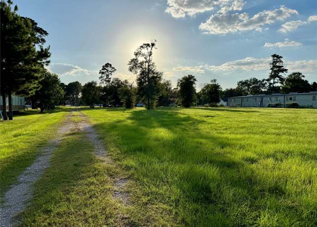 Property at 17205 Hufsmith Kohrville Rd, Tomball, TX 77375