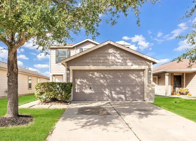Property at 2742 Piney Lake Ct, Houston, TX 77038, 3 beds, 2.5 baths