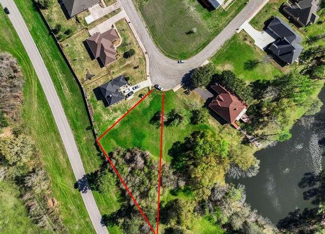 Property at 138 Harley Dr, Montgomery, TX 77356