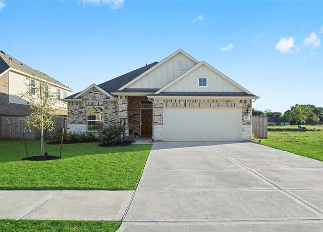 Property at 152 Bayou Bend Blvd, Angleton, TX 77515, 3 beds, 2 baths