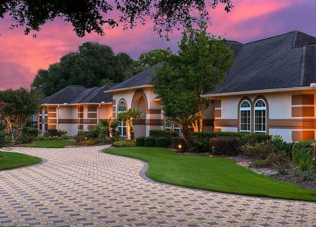 Property at 9603 Stonebridge Pl, Tomball, TX 77375, 4 beds, 4.5 baths