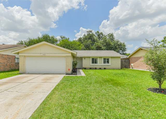 Property at 11611 Old Telegraph Rd, Houston, TX 77067, 3 beds, 2 baths