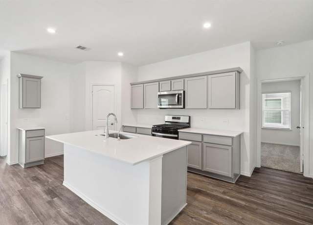Property at 40945 Seasoned Oak Ln, Magnolia, TX 77354, 3 beds, 2 baths
