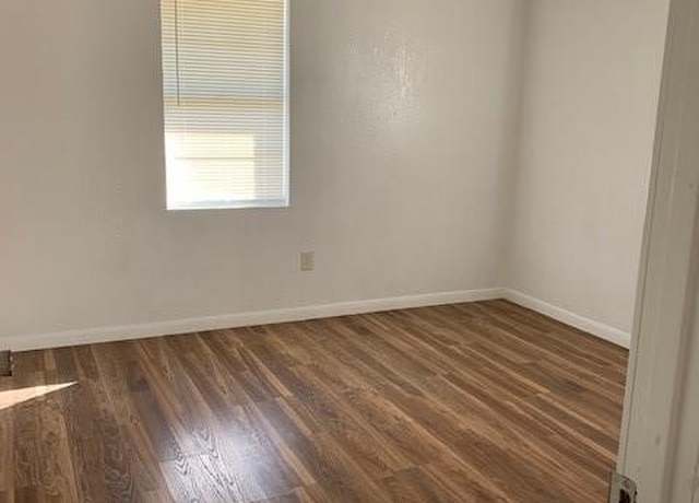Property at 2312 Martin Luther King St, Kirbyville, TX 75956, 3 beds, 1 bath