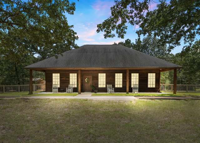 Property at 27938 Deer Run St, Montgomery, TX 77356, 3 beds, 2 baths