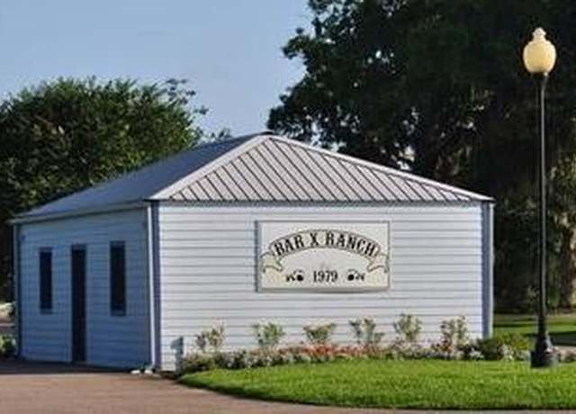 Property at 484 Pony Trl, Angleton, TX 77515