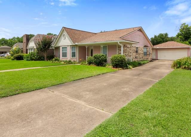 Property at 1418 Louisiana Ave, Deer Park, TX 77536, 3 beds, 2 baths