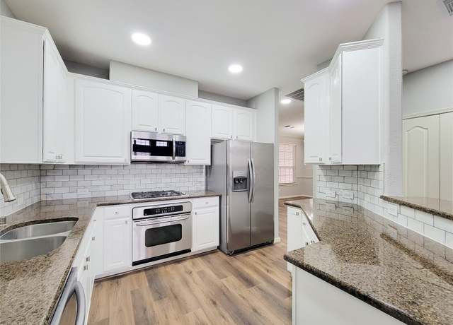 Property at 1110 Glenwood Canyon Ln, Houston, TX 77077, 3 beds, 2.5 baths